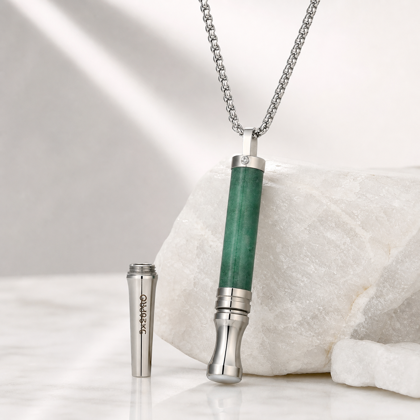  Naszyjnik gwizdek do rzucania palenia -  Stone SET zieolny kryształ 5